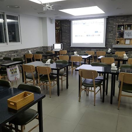 Venture Hotel Gwangju Metropolitan City Bagian luar foto