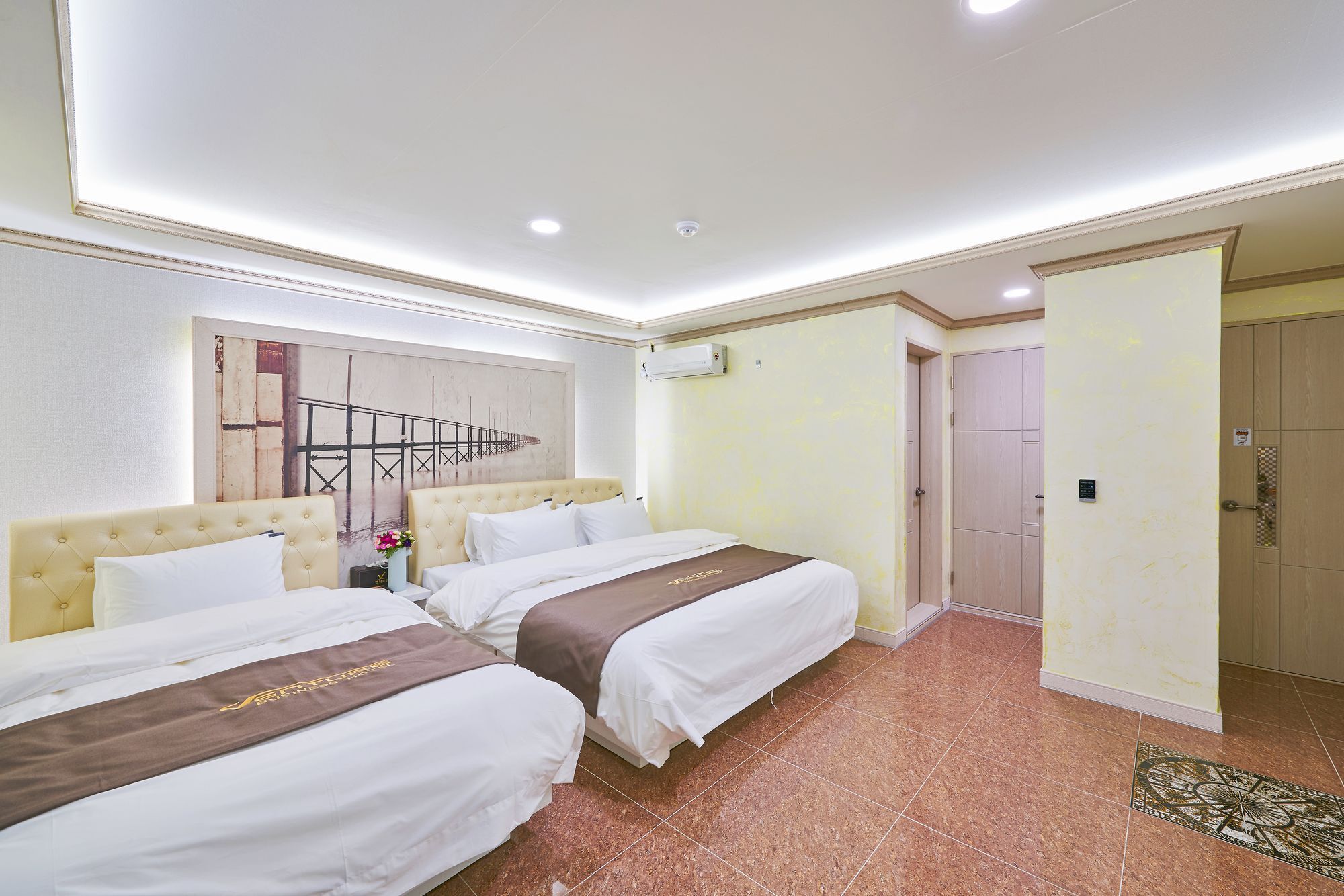 Venture Hotel Gwangju Metropolitan City Bagian luar foto